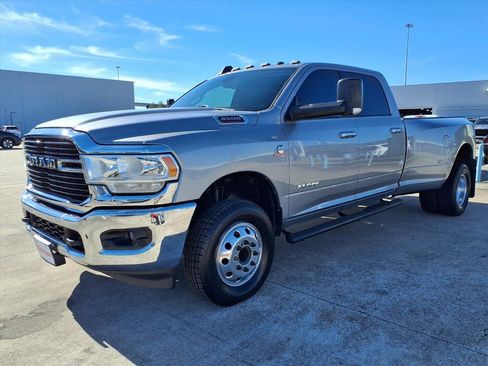 Used 2019 RAM 3500 Lone Star image 20