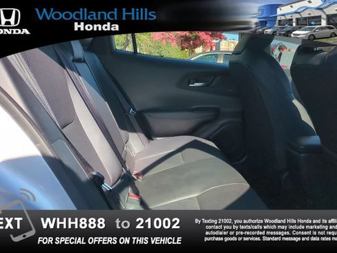 Used 2024 Toyota Prius XLE FWD image 23