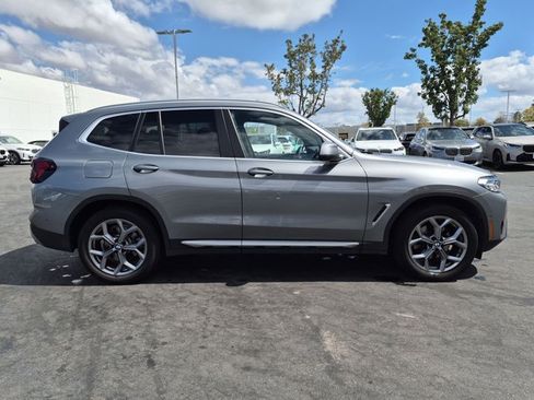 Used 2023 BMW X3 xDrive30i w/ Premium Package AWD/4WD image 4