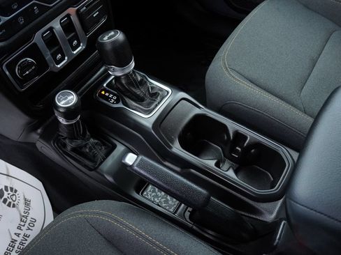 Certified 2026 Jeep Wrangler Sport AWD/4WD image 23