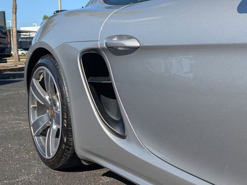 Used 2022 Porsche 718 Cayman GTS RWD image 11