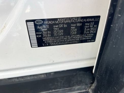 Certified 2023 Hyundai Santa Fe Limited FWD image 13