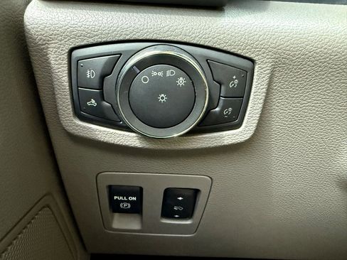 Used 2019 Ford F150 XLT w/ Equipment Group 302A Luxury image 26