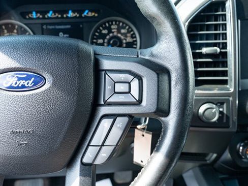 Used 2017 Ford F150 XLT w/ Equipment Group 302A Luxury AWD/4WD image 25
