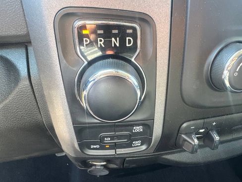 Used 2019 RAM 1500 Express w/ Express Value Package AWD/4WD image 18