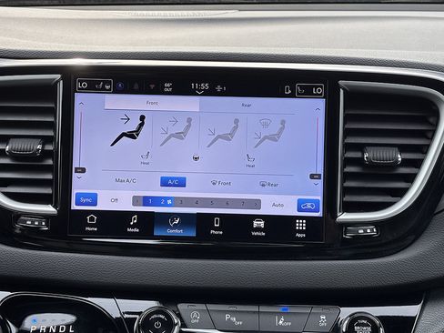 Used 2025 Chrysler Pacifica Select FWD image 21