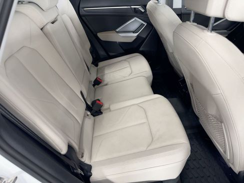 Used 2022 Audi Q3 2.0T Premium Plus w/ Premium Plus Package image 29