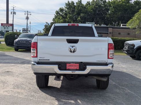 Used 2024 RAM 3500 Big Horn AWD/4WD image 6