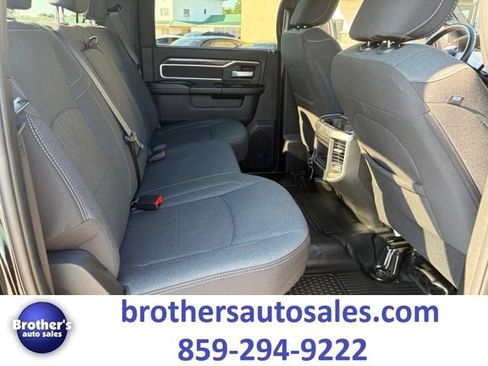 Used 2024 RAM 3500 Big Horn w/ Night Edition AWD/4WD image 38