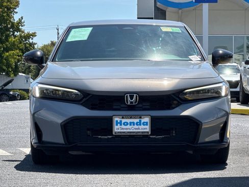 Used 2025 Honda Civic Sport image 6