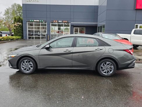 Used 2024 Hyundai Elantra SEL FWD image 8