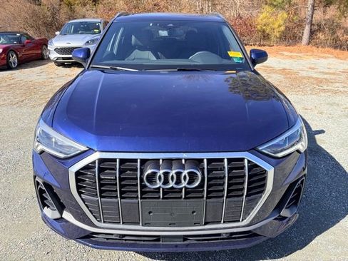 Used 2025 Audi Q3 2.0T Premium w/ Convenience Package image 2