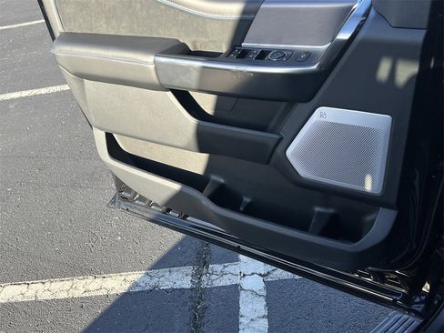 New 2026 Ford F450 Platinum image 18