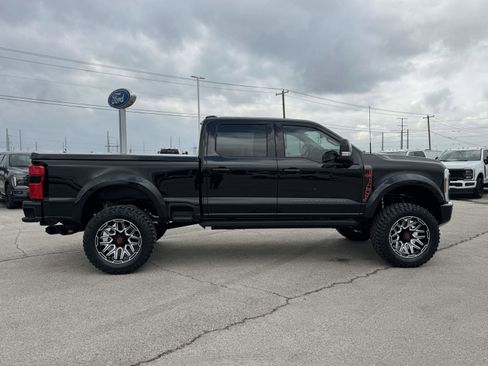 New 2026 Ford F250 Lariat w/ Black Appearance Package AWD/4WD image 8