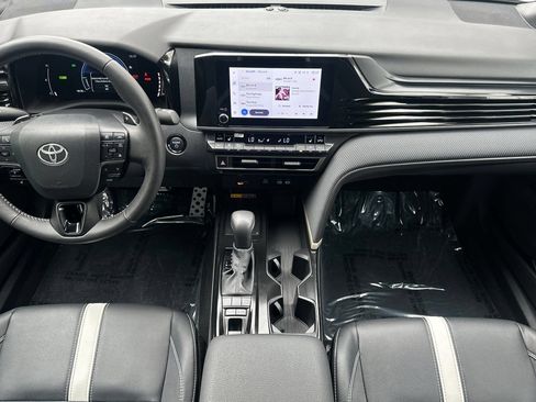 Certified 2025 Toyota Camry SE w/ Convenience Package FWD image 15