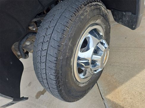 Used 2024 Chevrolet Silverado 3500 LT w/ Convenience Package image 31