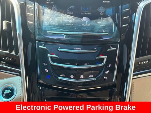 Used 2019 Cadillac Escalade ESV Platinum AWD/4WD image 25