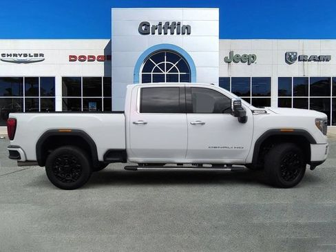 Used 2020 GMC Sierra 2500 Denali w/ Denali Ultimate Package AWD/4WD image 3
