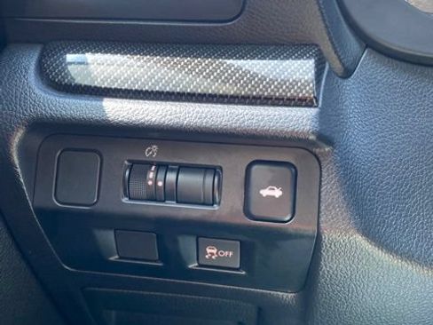 Used 2016 Subaru WRX Premium AWD/4WD image 23