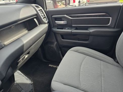 Used 2024 RAM 2500 Big Horn w/ Bed Utility Group image 19