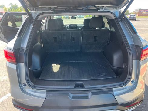 Used 2024 Chevrolet Blazer LT w/ Convenience Package FWD image 11