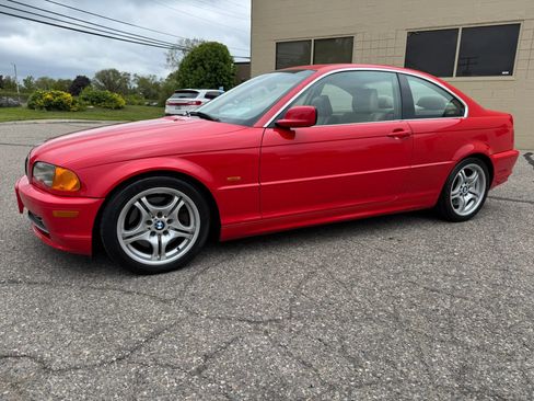 Used 2001 BMW 330Ci Coupe RWD image 4