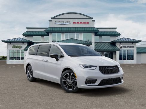 New 2026 Chrysler Pacifica Select FWD image 5