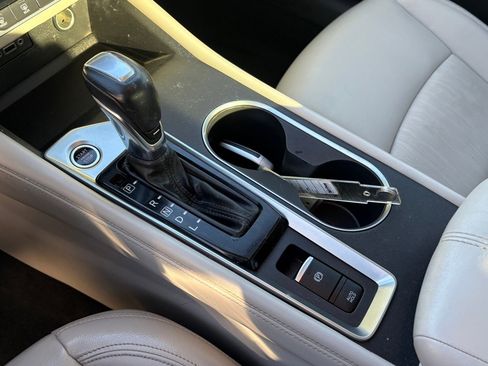 Certified 2019 Nissan Altima 2.5 Platinum image 22