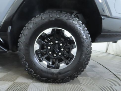 Used 2025 GMC Hummer EV 3X w/ Extreme Off-Road Package image 31