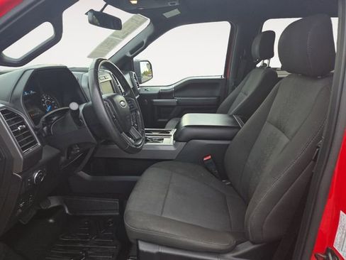 Used 2018 Ford F150 XLT w/ Equipment Group 302A Luxury image 9