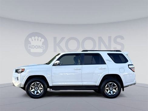 Used 2019 Toyota 4Runner TRD Off-Road Premium image 2