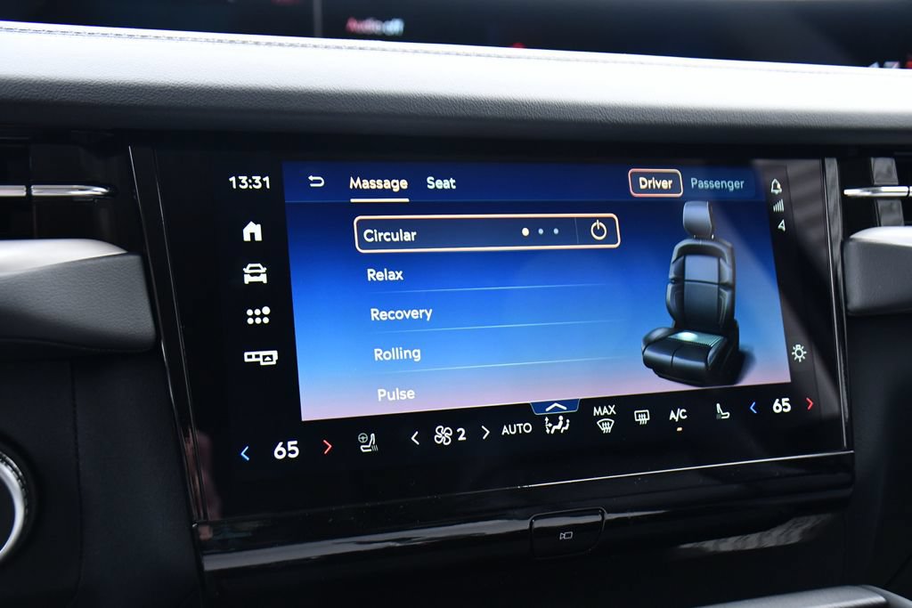 Used 2026 Lincoln Navigator Premiere AWD/4WD image 40