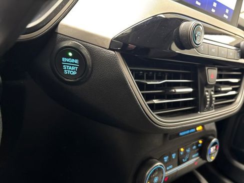 Used 2020 Ford Escape SE image 37