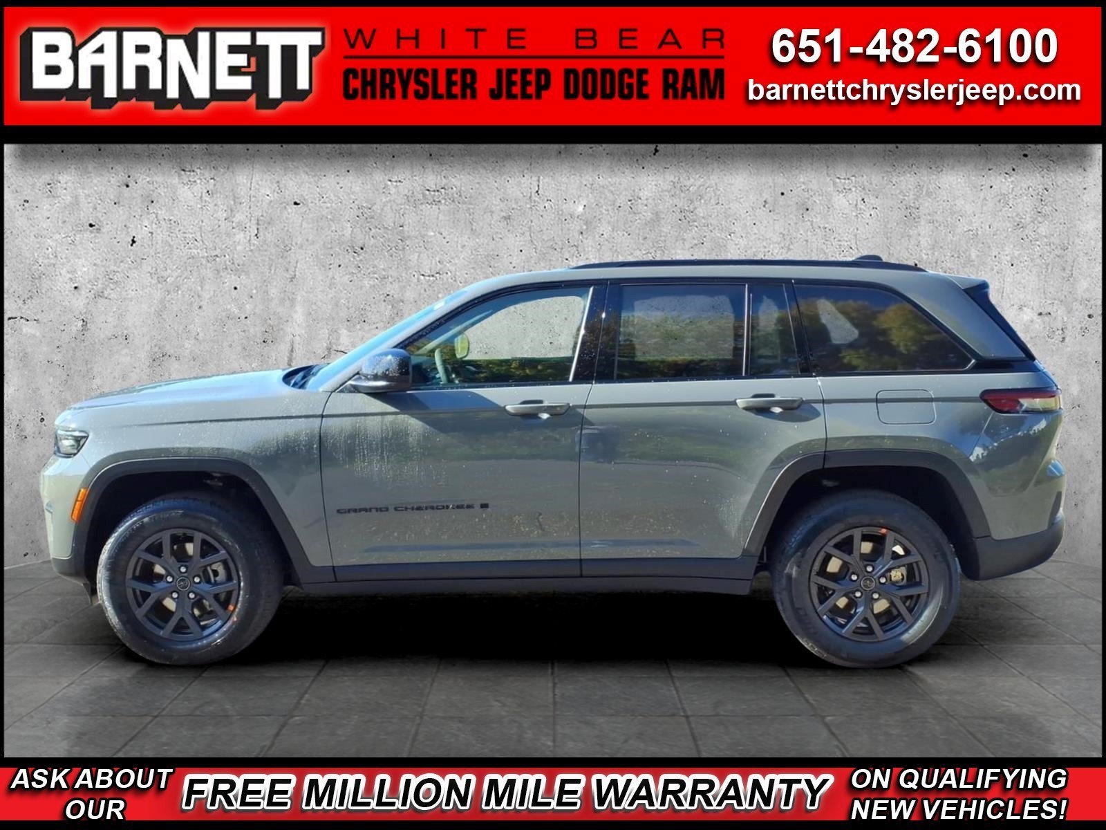 New 2027 Jeep Grand Cherokee Laredo X AWD/4WD image 3