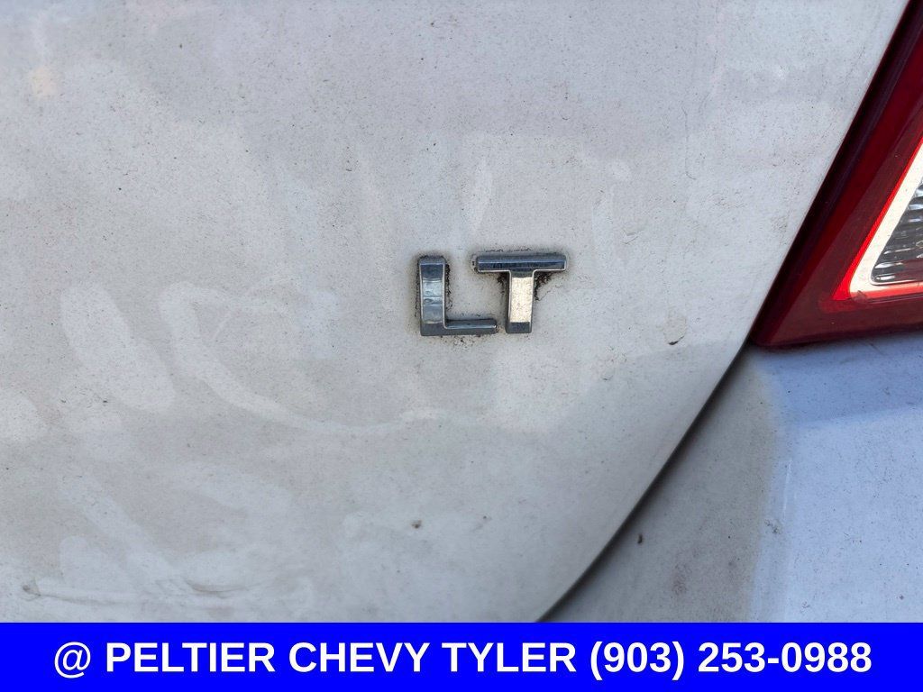 Used 2017 Chevrolet Trax LT w/ LT Convenience Package FWD image 9