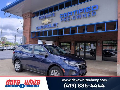 Used 2023 Chevrolet Equinox LS FWD image 1