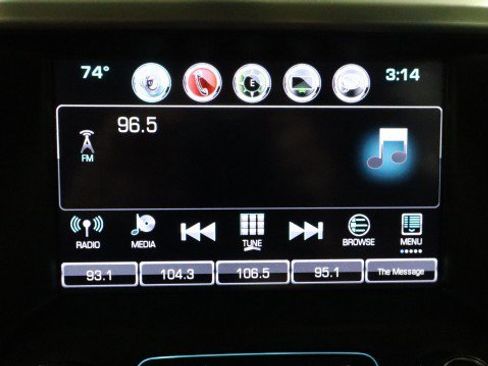 Used 2017 GMC Acadia SLT image 17