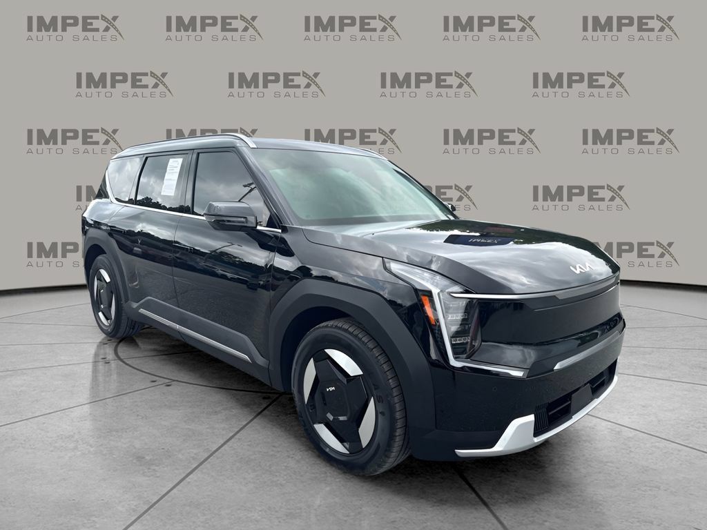 Used 2024 Kia EV9 Wind AWD/4WD image 4