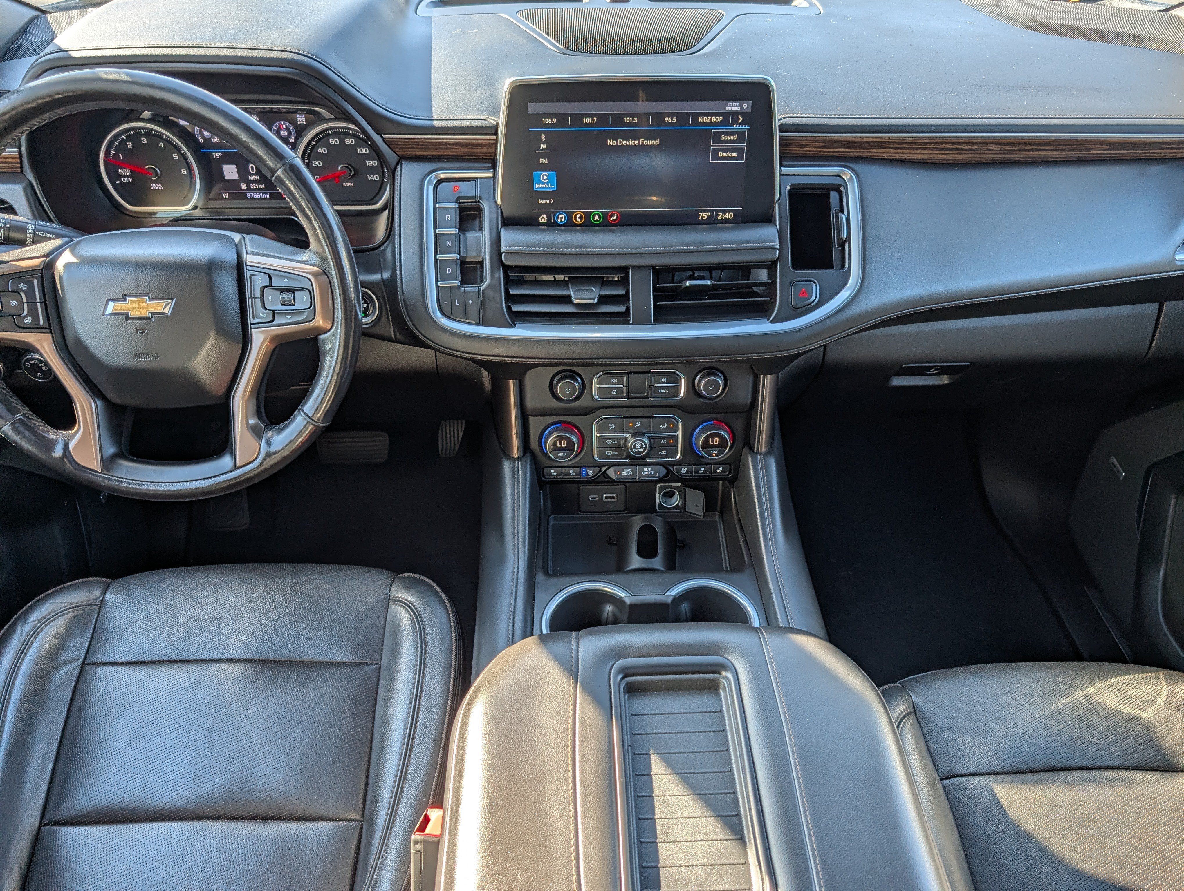 Used 2021 Chevrolet Suburban High Country w/ Premium Package AWD/4WD image 10