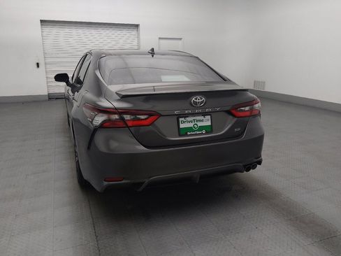 Used 2021 Toyota Camry SE FWD image 7