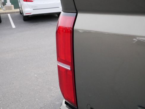 Used 2024 Toyota Tacoma TRD Off-Road w/ TRD Off Road Premium Package image 20