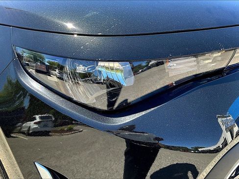 Used 2025 Kia Soul LX FWD image 29