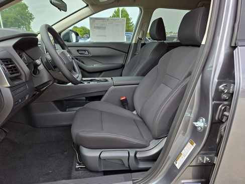 New 2026 Nissan Rogue S image 10