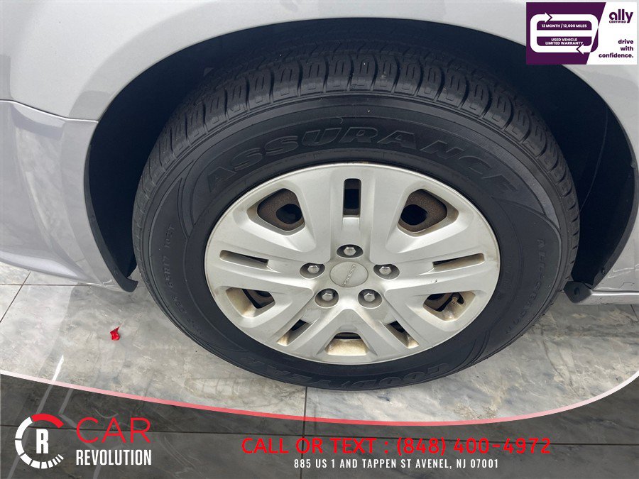 Used 2019 Dodge Grand Caravan SE FWD image 31