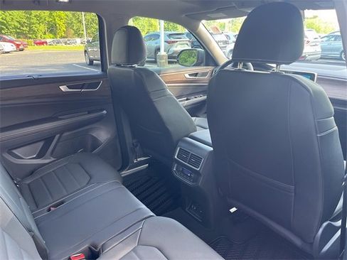 New 2025 Volkswagen Atlas SEL image 29