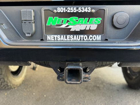 Used 2023 GMC Sierra 1500 AT4 w/ AT4 Premium Package AWD/4WD image 15