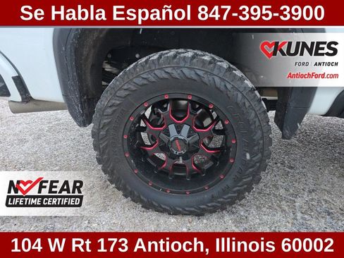 Used 2023 GMC Sierra 3500 AT4 w/ AT4 Premium Plus Package image 17