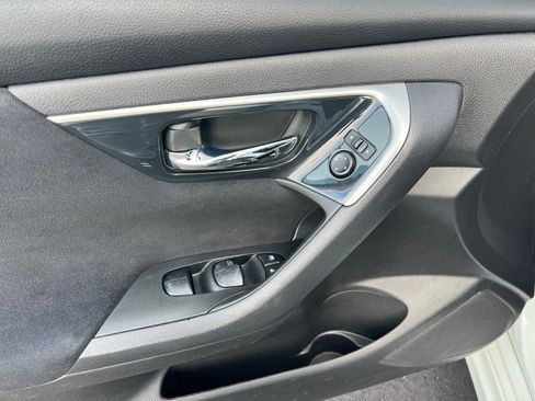 Used 2014 Nissan Altima 2.5 S image 21