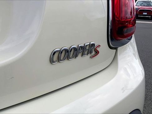 Certified 2023 MINI Cooper S image 9