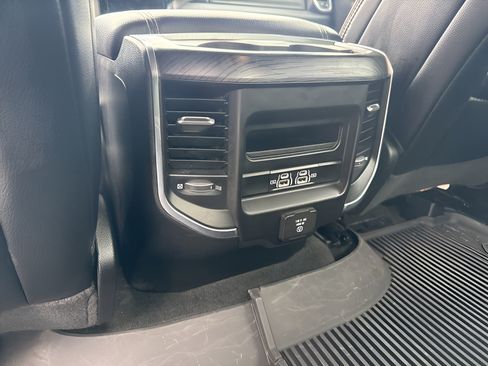 Used 2023 RAM 1500 Laramie AWD/4WD image 16